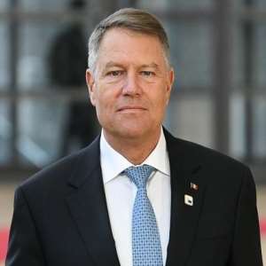 Klaus Iohannis Birthday, Real Name, Age, Weight, Height, Family, Facts